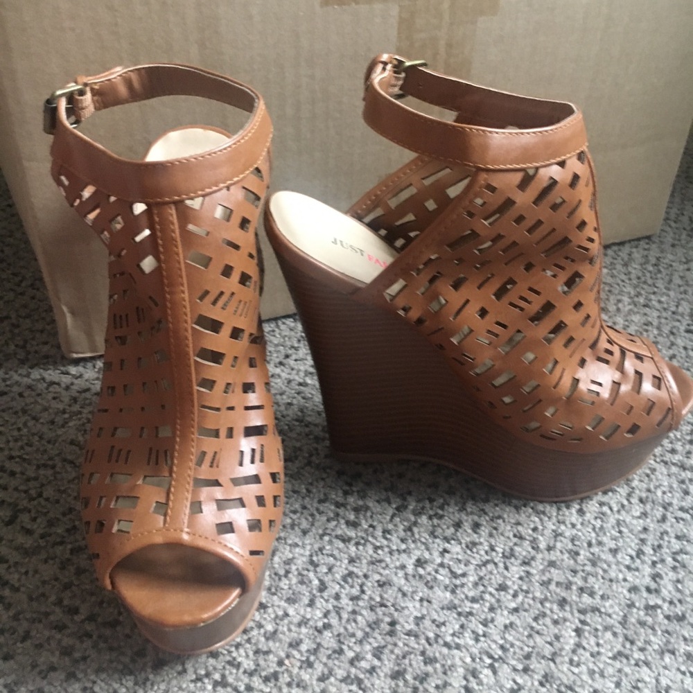 Brown platform wedges
